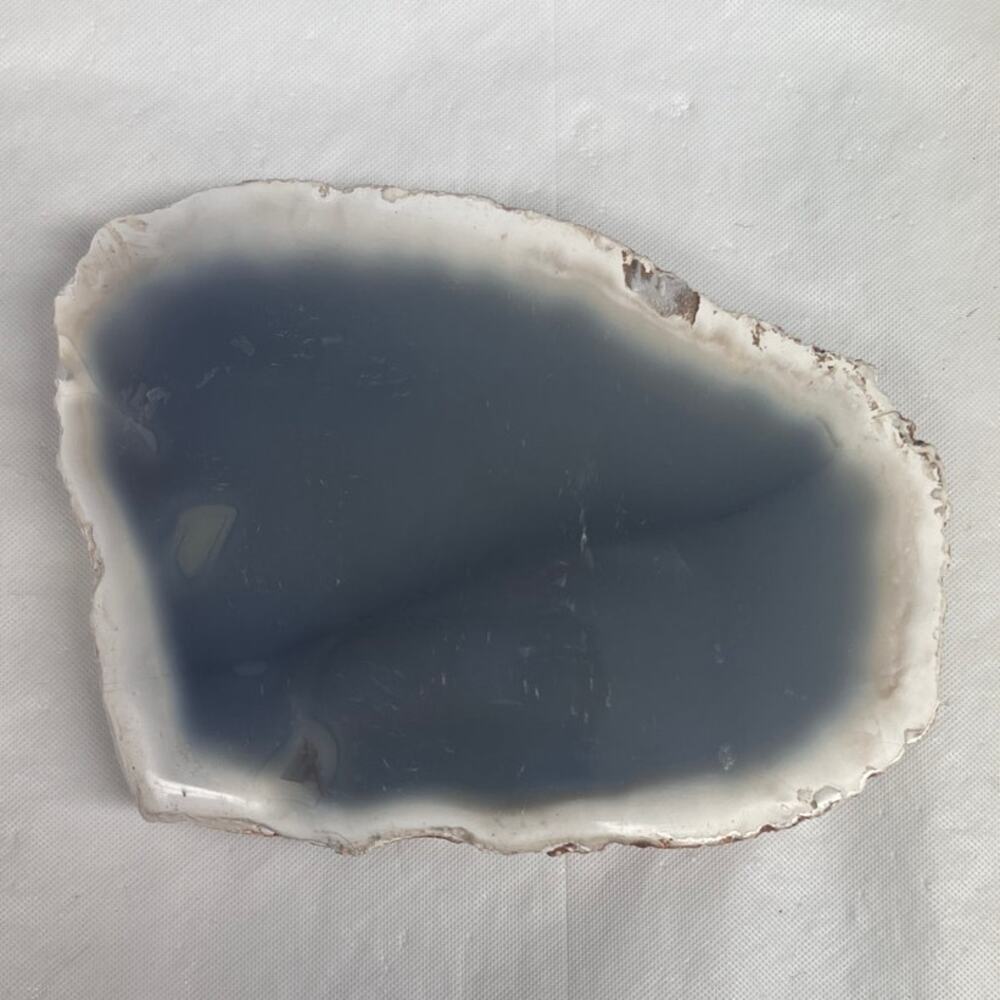 Agate Geode Blue/gray specimen - balancing mind, body, spirit